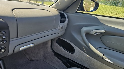 2004 Porsche 911 Carrera Cabriolet 996.2 For Sale (picture 14 of 34)