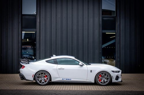 2025 Ford Shelby Mustang GT350 RHD - 438 Miles For Sale (picture 12 of 201)