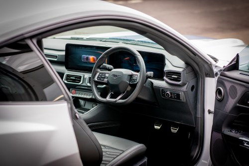 2025 Ford Shelby Mustang GT350 RHD - 438 Miles For Sale (picture 25 of 201)