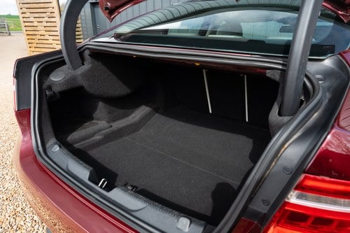 2015 Jaguar XE 25T Portfolio zum Verkauf (Bild 111 von 208)