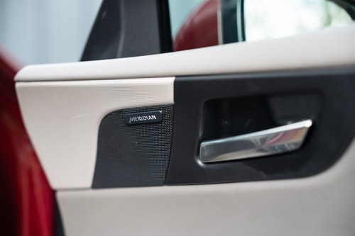 2015 Jaguar XE 25T Portfolio zum Verkauf (Bild 107 von 208)