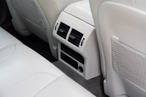 2015 Jaguar XE 25T Portfolio zum Verkauf (Bild 69 von 208)