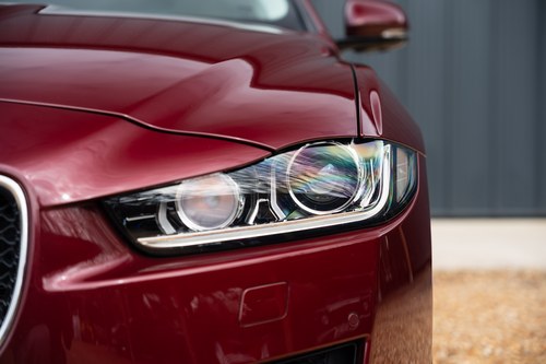 2015 Jaguar XE 25T Portfolio zum Verkauf (Bild 127 von 208)