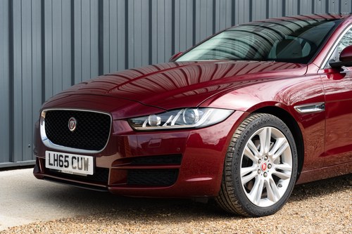2015 Jaguar XE 25T Portfolio zum Verkauf (Bild 145 von 208)