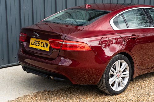 2015 Jaguar XE 25T Portfolio zum Verkauf (Bild 153 von 208)