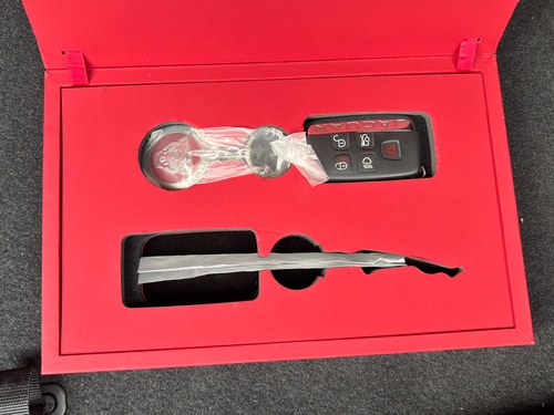 2015 Jaguar XE 25T Portfolio zum Verkauf (Bild 193 von 208)