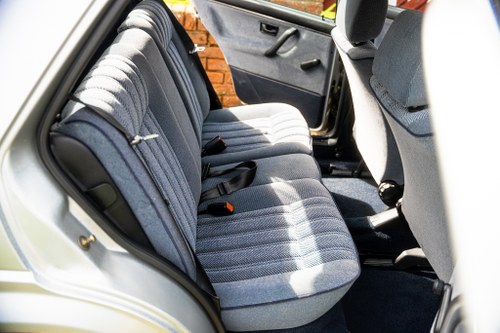 1991 Volkswagen Golf GL Mk2 Te koop (foto 33 van 150)