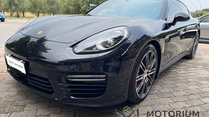 Porsche Panamera GTS