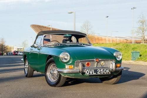 1971 MGB Roadster In vendita (immagine 6 di 141)