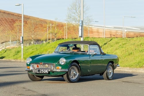 1971 MGB Roadster In vendita (immagine 16 di 141)