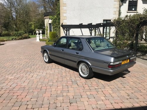 1987 BMW M535i till salu (bild 5 av 103)
