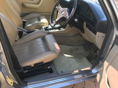 1987 BMW M535i till salu (bild 24 av 103)