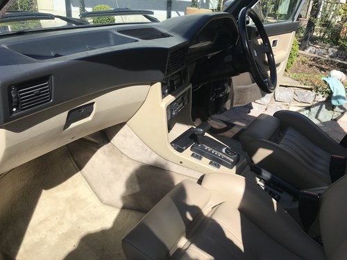 1987 BMW M535i till salu (bild 28 av 103)