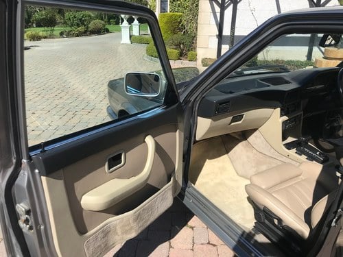 1987 BMW M535i till salu (bild 34 av 103)