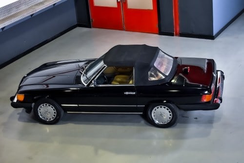 1987 Mercedes-Benz R107 560SL Convertible 5,6L V8 For Sale (picture 32 of 98)