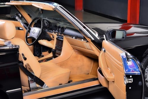 1987 Mercedes-Benz R107 560SL Convertible 5,6L V8 For Sale (picture 47 of 98)