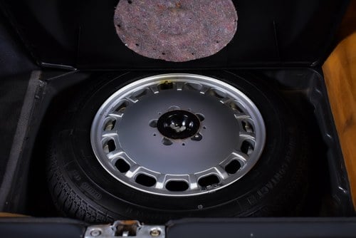 1987 Mercedes-Benz R107 560SL Convertible 5,6L V8 For Sale (picture 63 of 98)