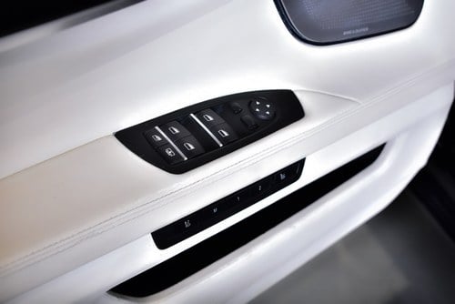 2014 BMW Alpina B7 Sedan 4.4L Twin-Turbo V8 In vendita (immagine 33 di 117)