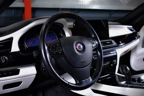 2014 BMW Alpina B7 Sedan 4.4L Twin-Turbo V8 In vendita (immagine 43 di 117)