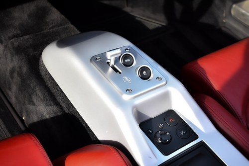 2001 Ferrari 360 Modena Spider "F1" 3,6L V8 à venda (imagem 40 de 133)