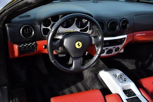 2001 Ferrari 360 Modena Spider "F1" 3,6L V8 à venda (imagem 42 de 133)