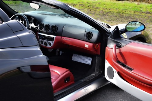 2001 Ferrari 360 Modena Spider "F1" 3,6L V8 à venda (imagem 44 de 133)