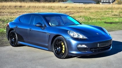 Porsche Panamera S