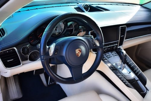 2010 Porsche Panamera 4S Te koop (foto 26 van 100)