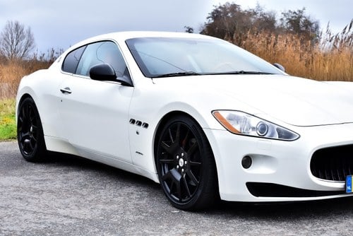 2008 Maserati GranTurismo Coupe 4,2L V8 à venda (imagem 84 de 130)