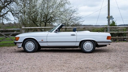 1989 Mercedes-Benz 300 SL R107 For Sale (picture 16 of 275)