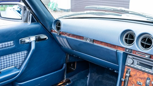 1989 Mercedes-Benz 300 SL R107 For Sale (picture 53 of 275)