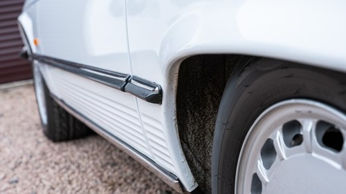 1989 Mercedes-Benz 300 SL R107 For Sale (picture 157 of 275)