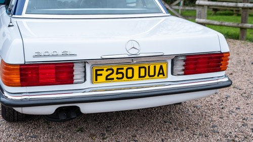 1989 Mercedes-Benz 300 SL R107 For Sale (picture 163 of 275)