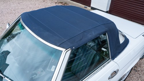 1989 Mercedes-Benz 300 SL R107 For Sale (picture 198 of 275)