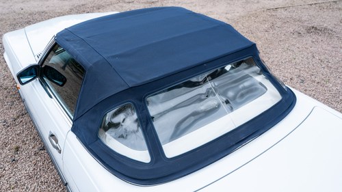 1989 Mercedes-Benz 300 SL R107 For Sale (picture 199 of 275)