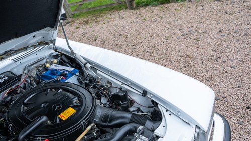 1989 Mercedes-Benz 300 SL R107 For Sale (picture 207 of 275)