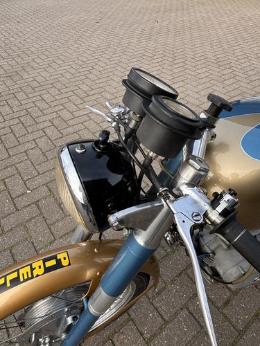 1960 Ducati 175SS In vendita (immagine 22 di 42)