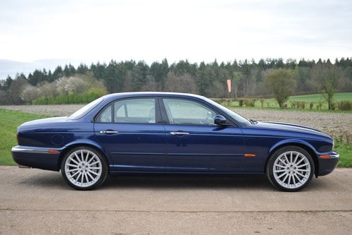 2004 Jaguar XJR 4.2L X350 For Sale (picture 3 of 144)