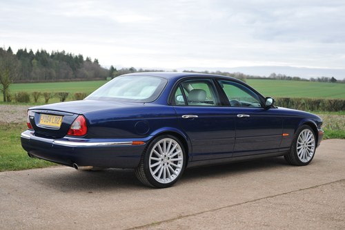 2004 Jaguar XJR 4.2L X350 For Sale (picture 4 of 144)