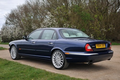 2004 Jaguar XJR 4.2L X350 For Sale (picture 6 of 144)
