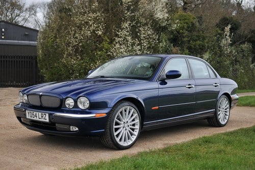2004 Jaguar XJR 4.2L X350 For Sale (picture 8 of 144)