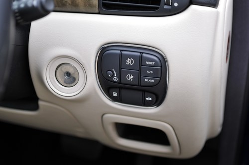 2004 Jaguar XJR 4.2L X350 For Sale (picture 16 of 144)