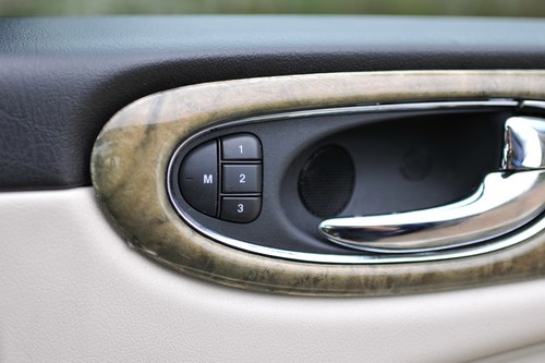 2004 Jaguar XJR 4.2L X350 For Sale (picture 25 of 144)