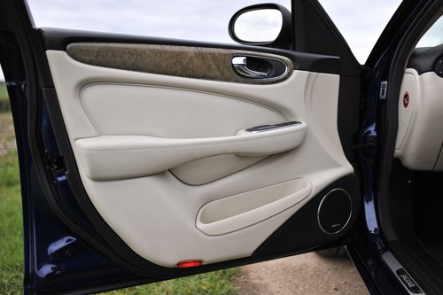 2004 Jaguar XJR 4.2L X350 For Sale (picture 45 of 144)