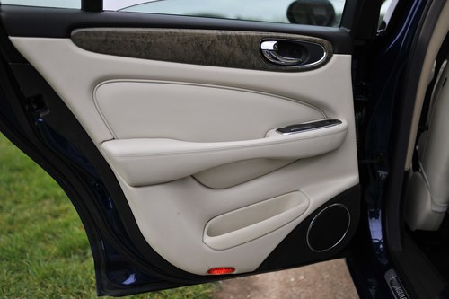 2004 Jaguar XJR 4.2L X350 For Sale (picture 49 of 144)