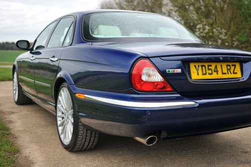 2004 Jaguar XJR 4.2L X350 For Sale (picture 62 of 144)
