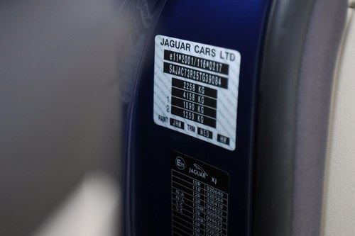 2004 Jaguar XJR 4.2L X350 For Sale (picture 131 of 144)