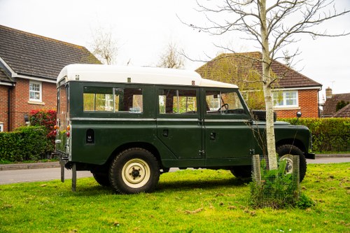 1967 Land Rover Series IIA 109" - Dormobile In vendita (immagine 20 di 152)