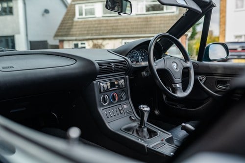 1998 BMW Z3 1.9L Manual E36 à vendre (picture 57 of 138)