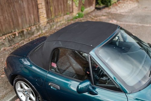 1998 BMW Z3 1.9L Manual E36 à vendre (picture 102 of 138)